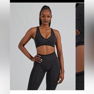 BuffBunny BBL Seamless Reversible Sports Bra in Charcoal Grey